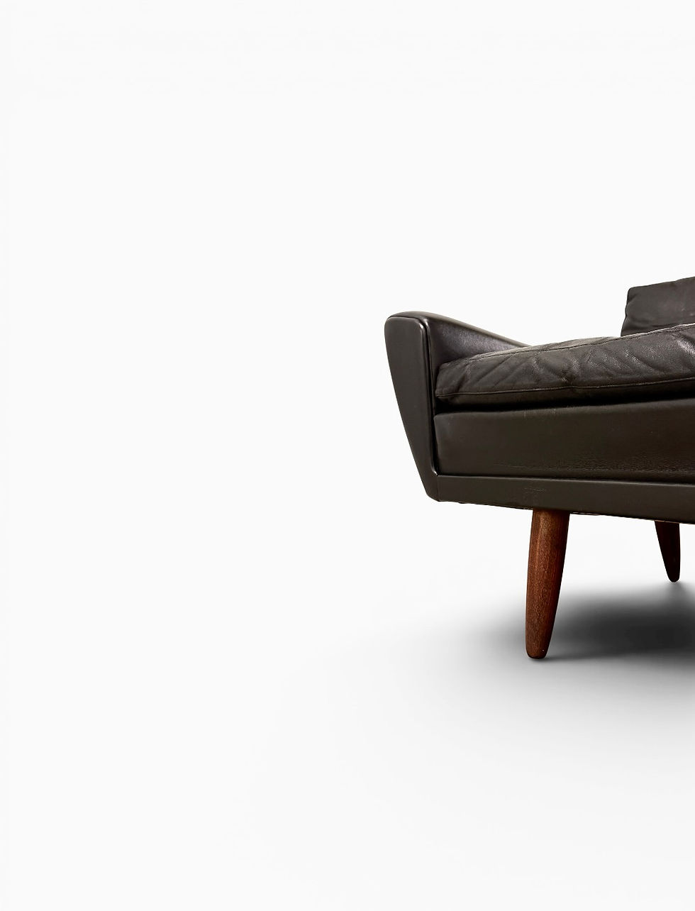 Thumbnail: Georg Thams Model 64 sofa