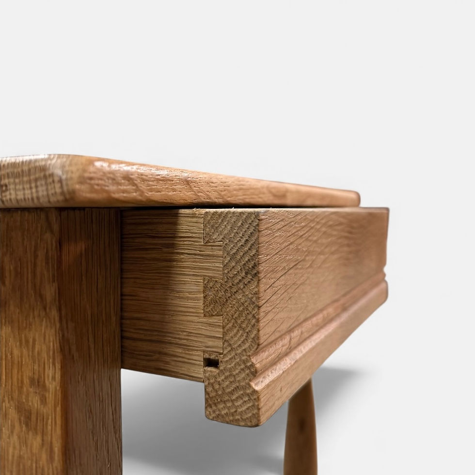 Thumbnail: Henning Kjærnulf style | Chatol i egetræ