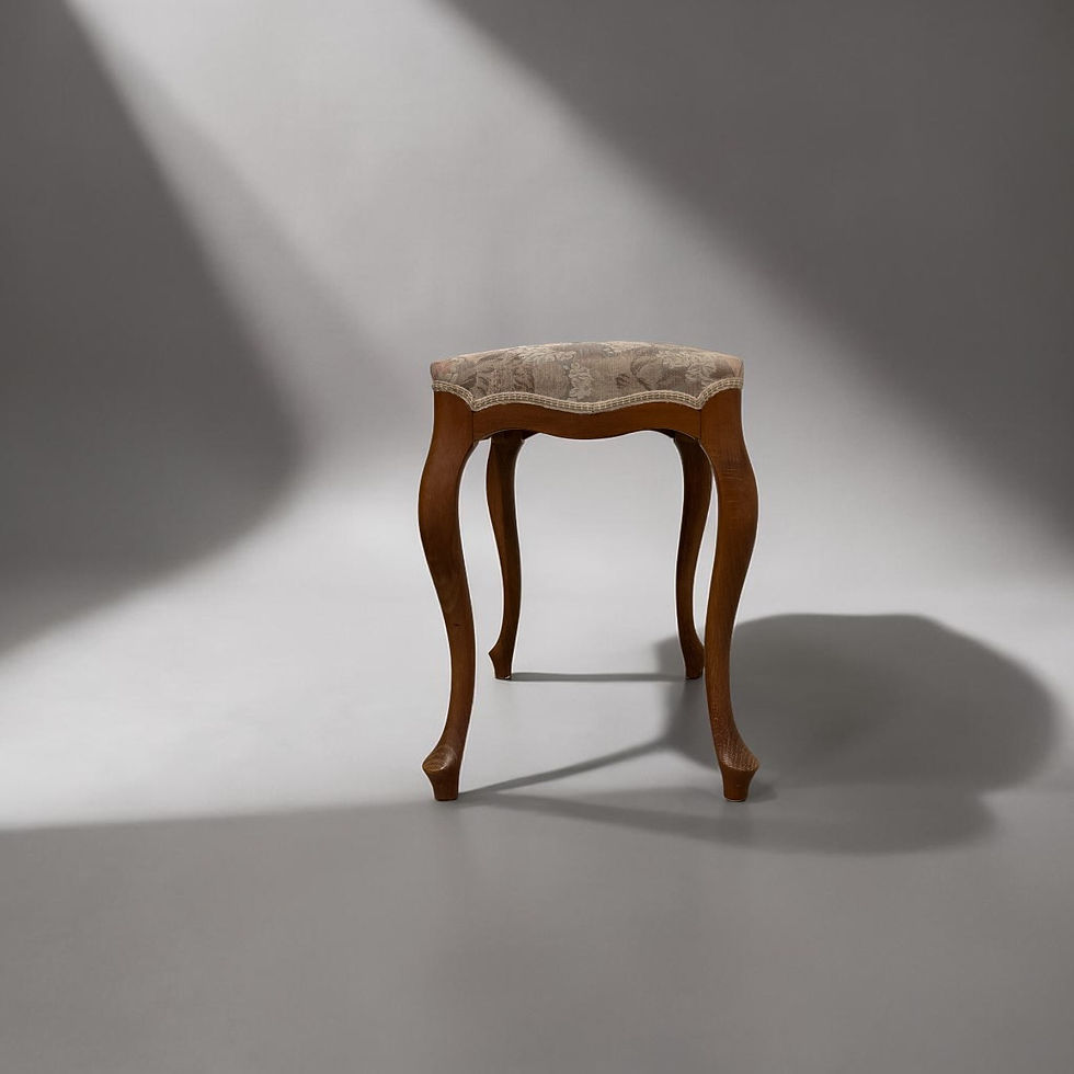 Miniaturebillede: Upholstered stool – cabriole legs, Europe, mid-20th century