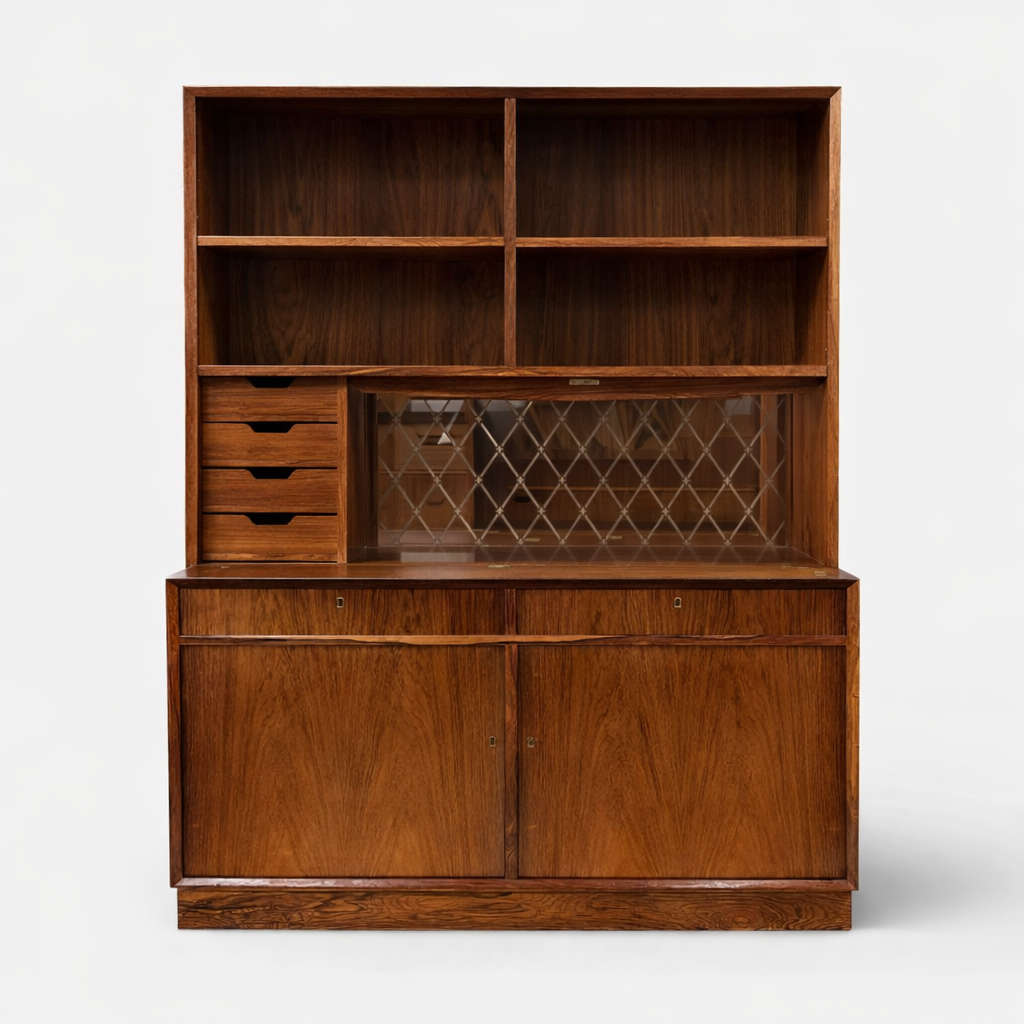 SIDEBOARD MED OVERDEL I PALISANDER | TILSKREVET O. BANK LARSEN