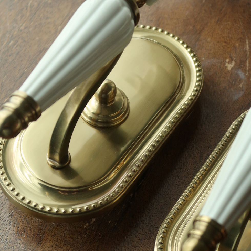 Thumbnail: LENOX SCONCES DE LYS