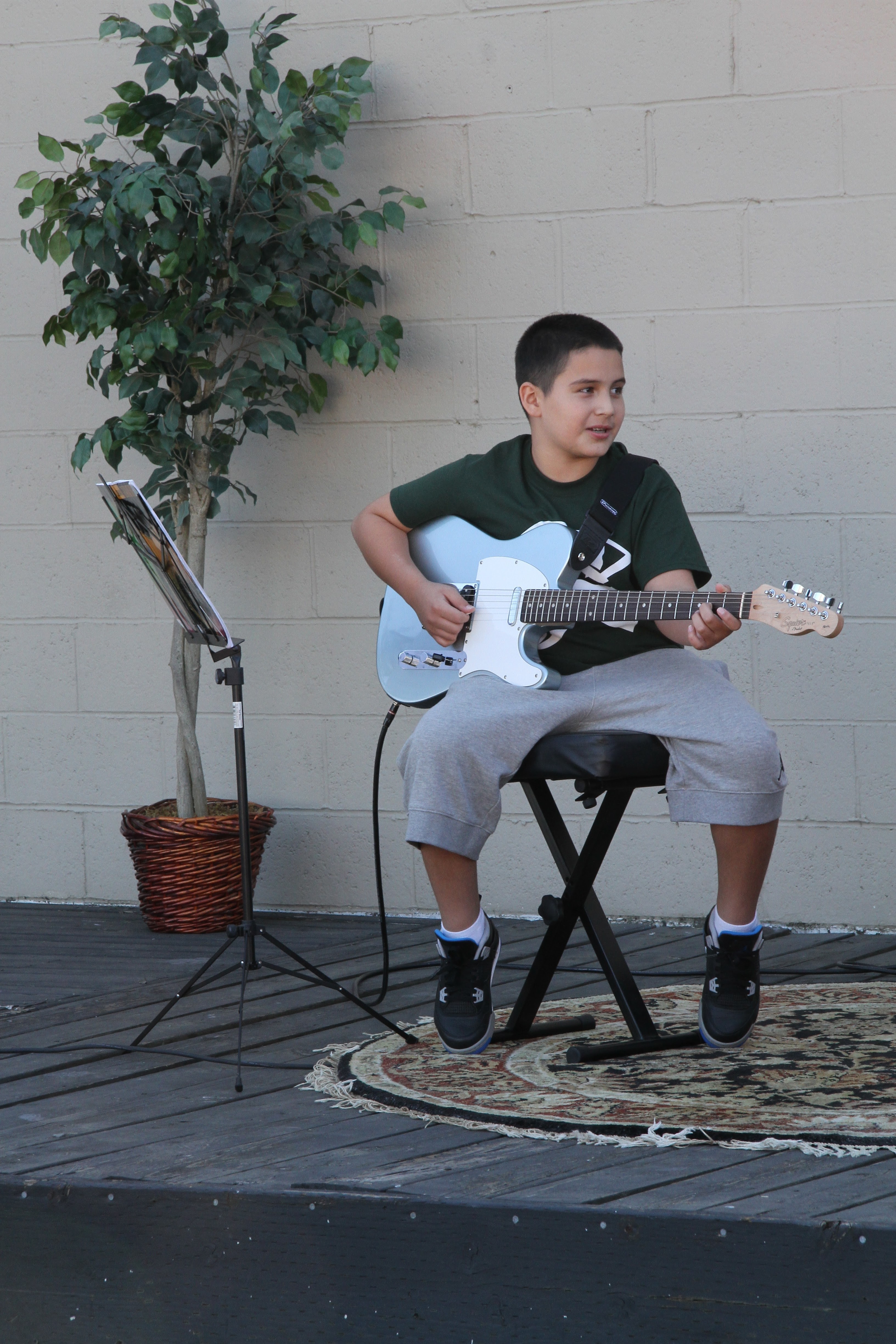 Josh Halbert Guitar Lessons & Piano Lessons Everett Marysville