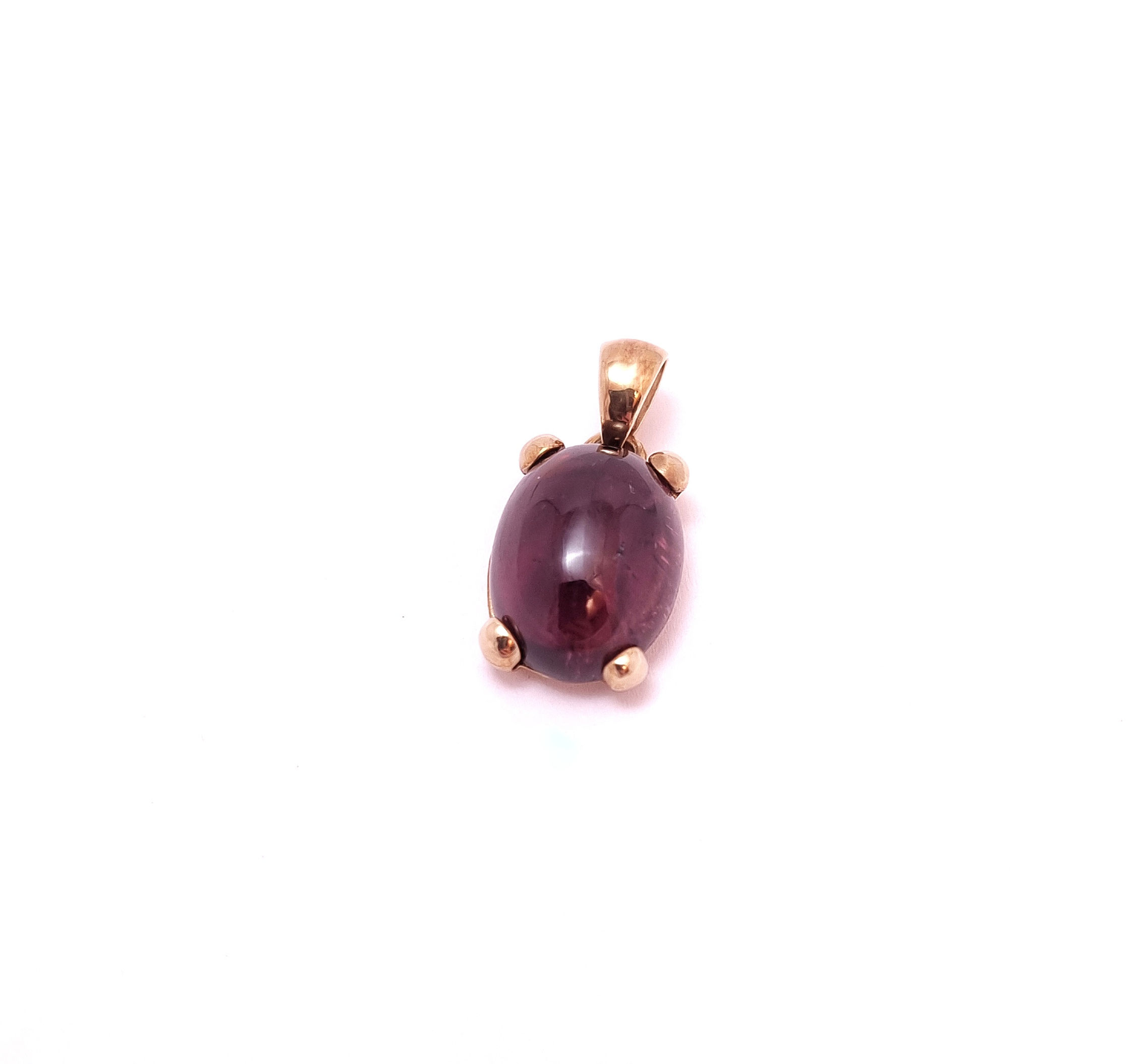 Lux Coral Pendant in 18K Yellow Gold with Tourmaline