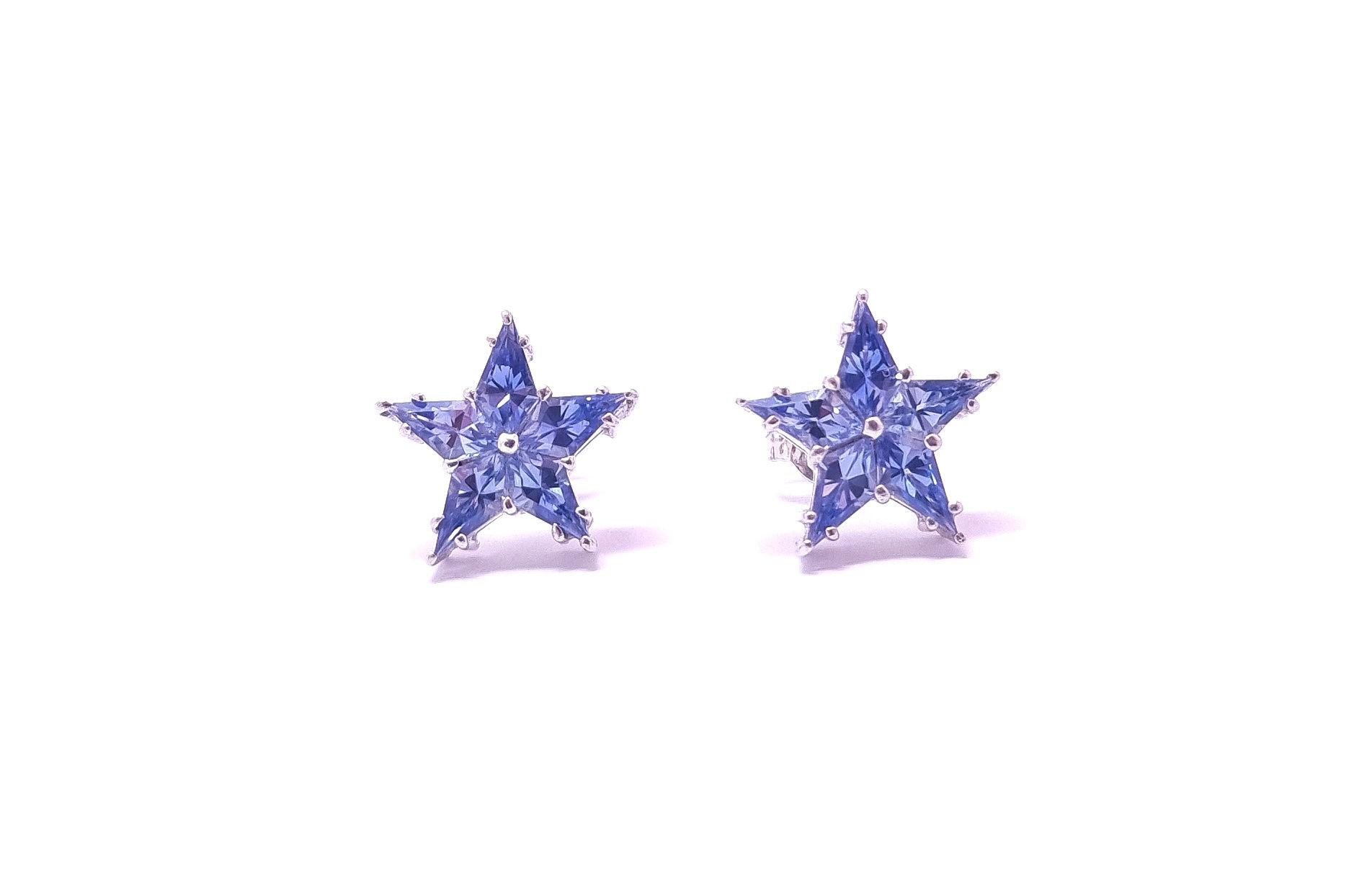 Stars Earrings in 18K White Gold And Blue Sapphires