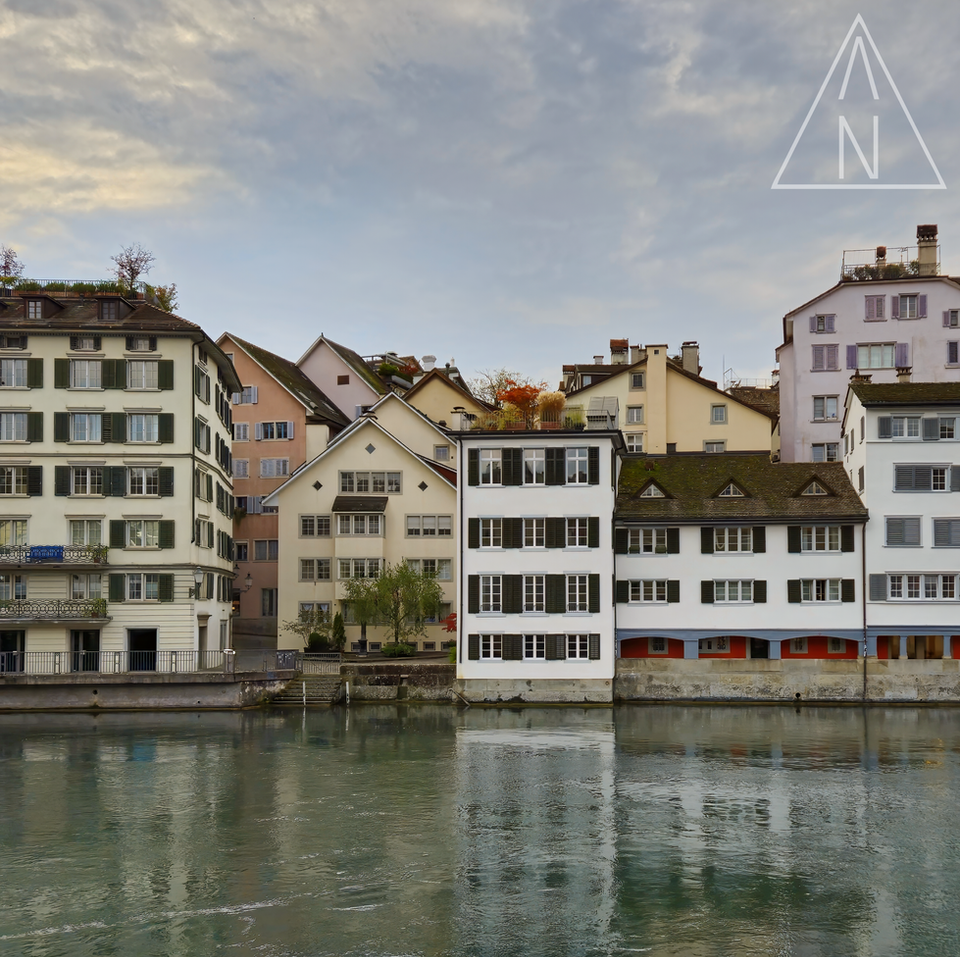 Limmat river and the west side of Altstadt, Zürich