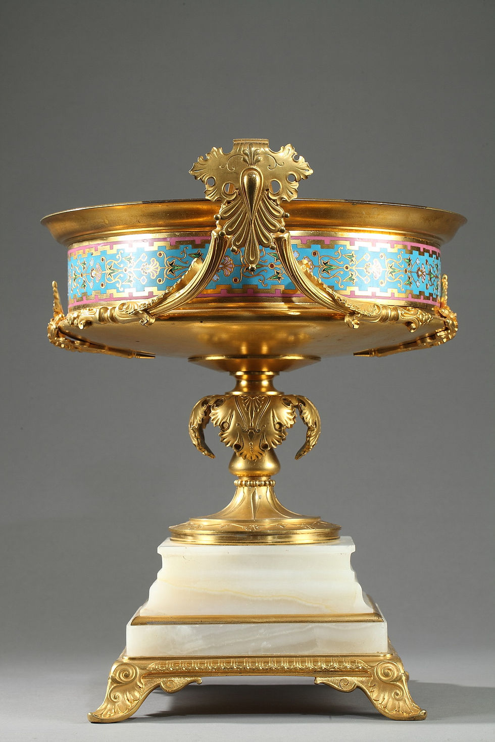 Miniatura: Gran copa de bronce dorado, ónix argelino y esmaltes cloisonné