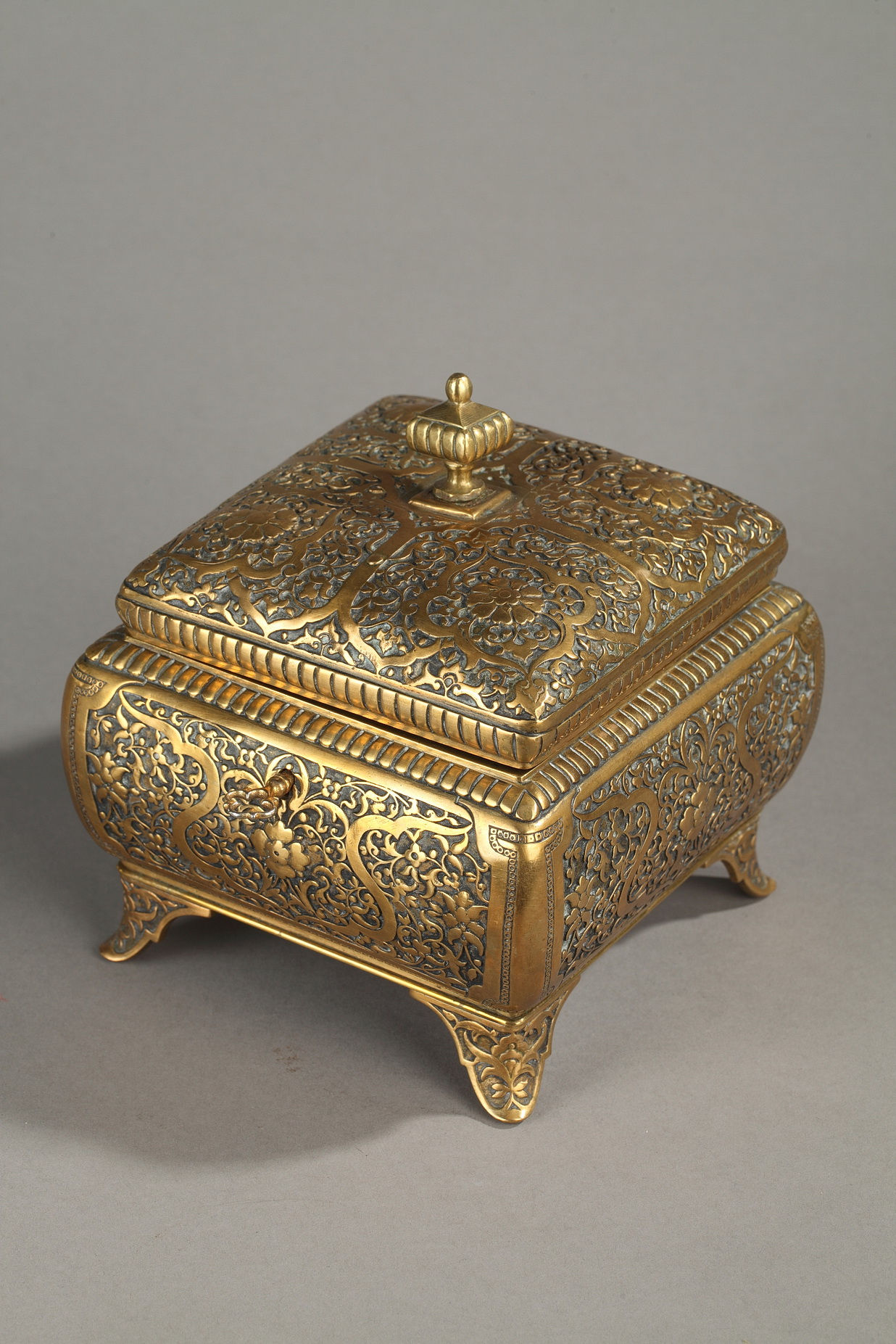 珍貴的“東方”風格盒子