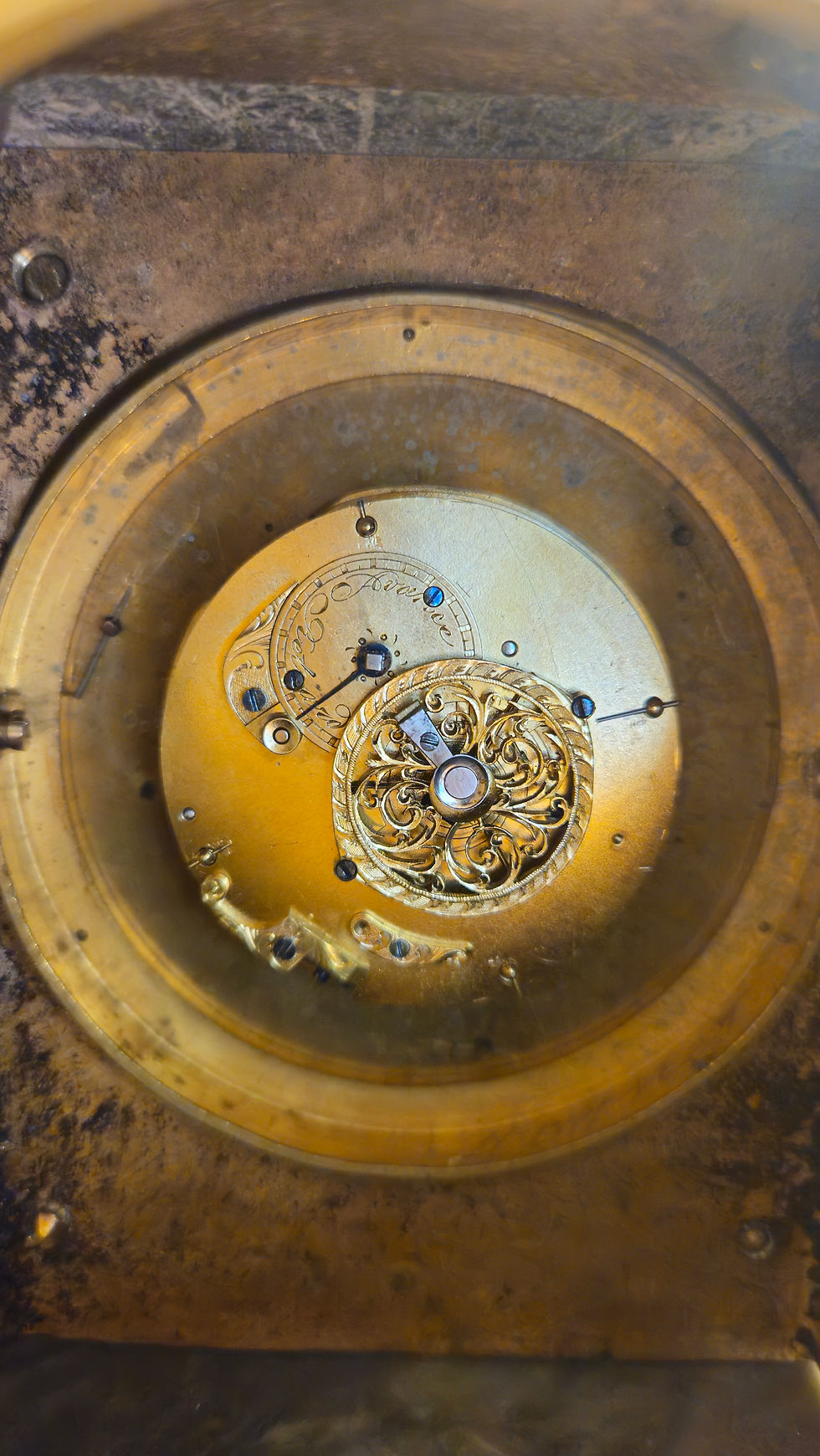 Thumbnail: mouvement à coq