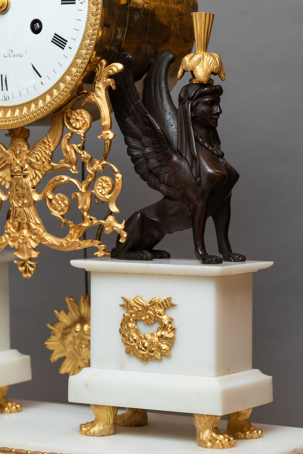 pendule Empire en bronze doré et marbre signée BAILLY sphinge