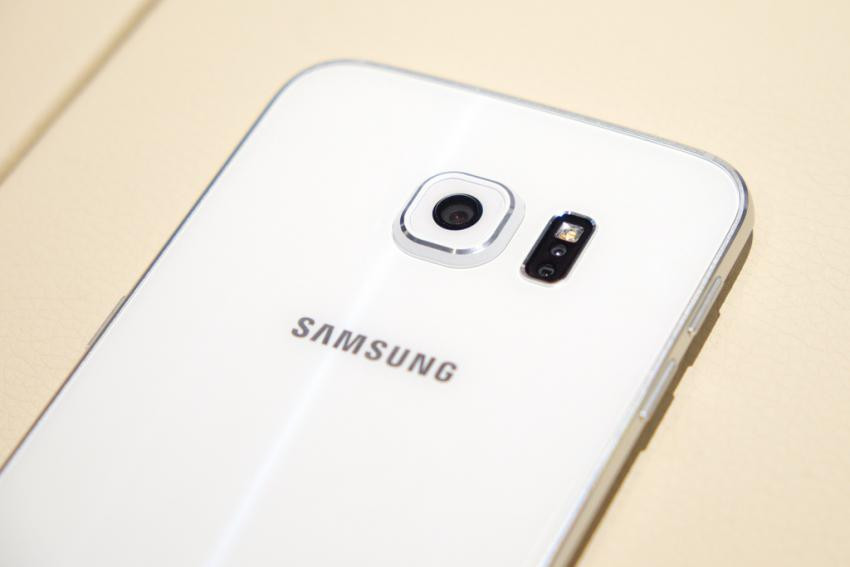 Samsung создала самовосстанавливающееся олеофобное покрытие для смартфонов