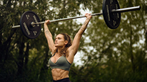 Behind the scenes fitness photoshoot