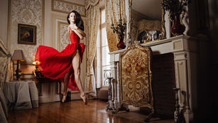 A dance photo shoot at the Château Pape Clément!