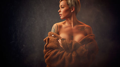 Glamour portrait photoshoot