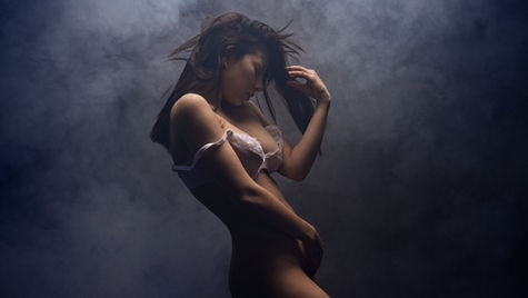 Dramatic lighting for Boudoir photography!
