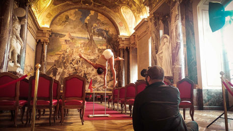 Photographing 14 artists in 9 iconic locations in Toulouse
