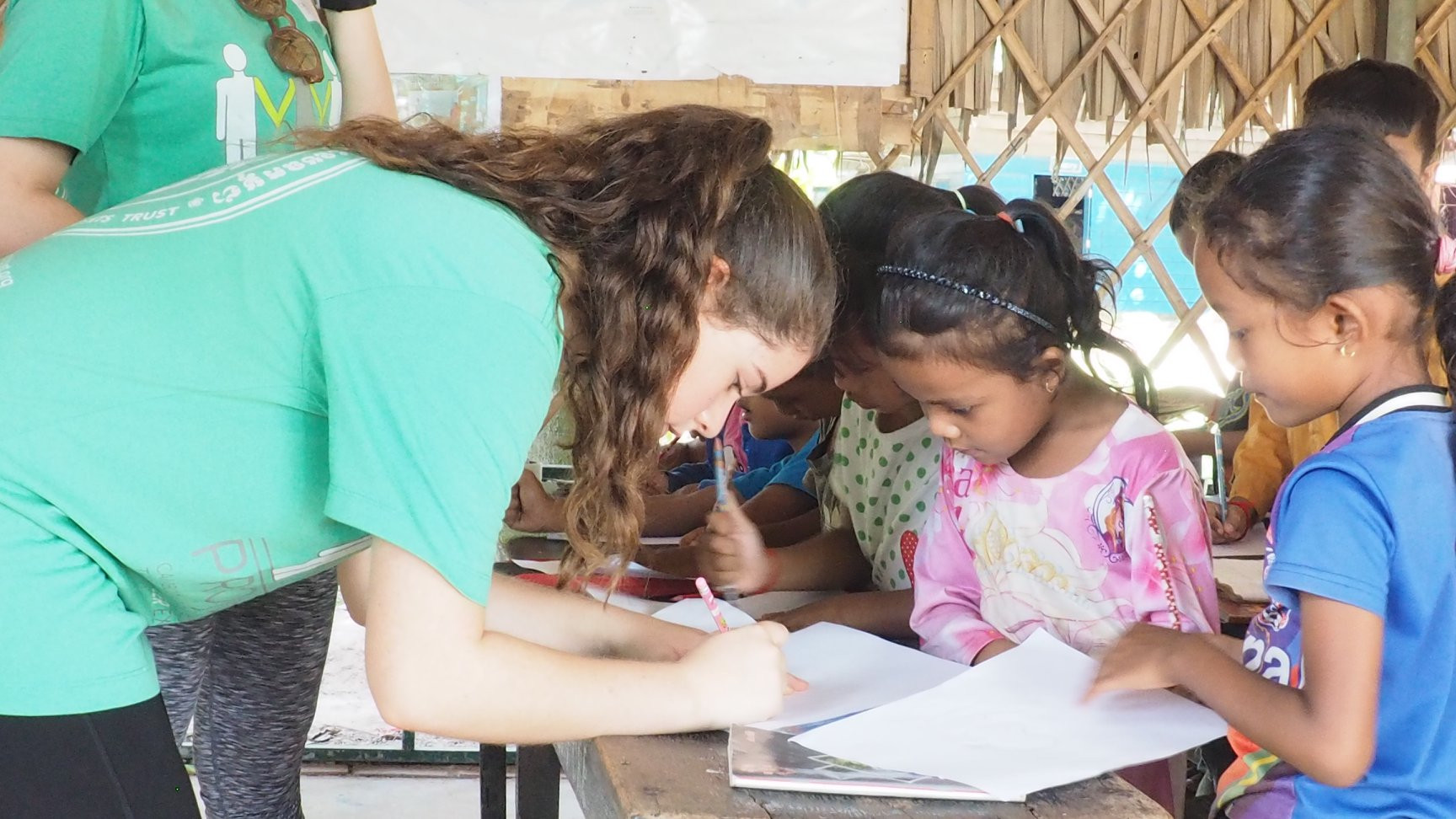 Vounteer Cambodia Rural Students Trust