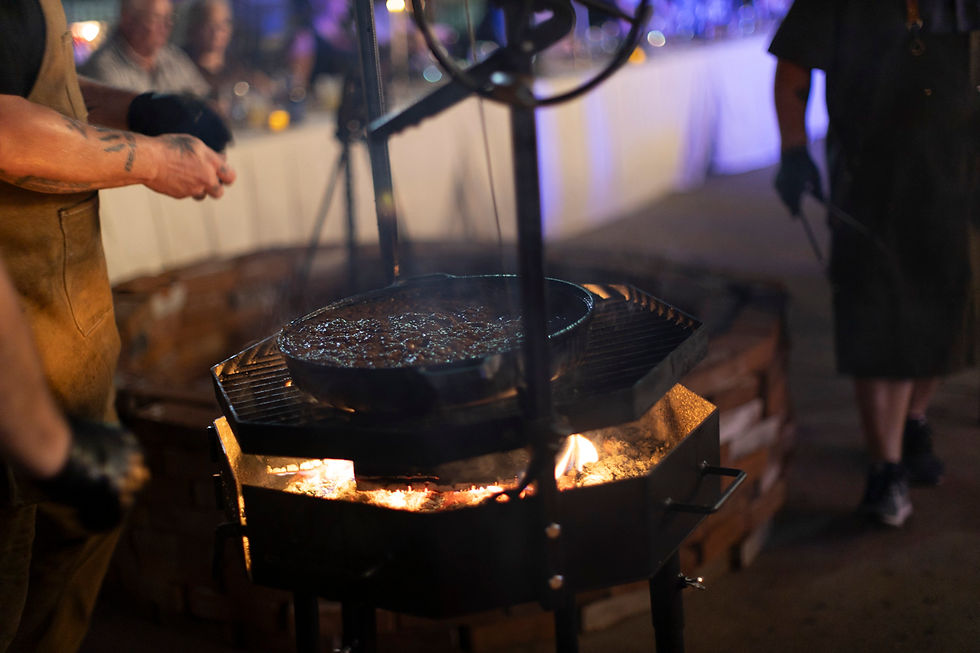 Fireside Feast in Downtown Perryville, Missouri, hosted by Carisa Stark of Mary Jane Burgers & Brew. #573Magazine,