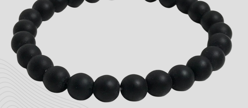 Pulseira Onix Fosco, Maçante Polonês, 19,5 cm em Fio de Strech Duplo.