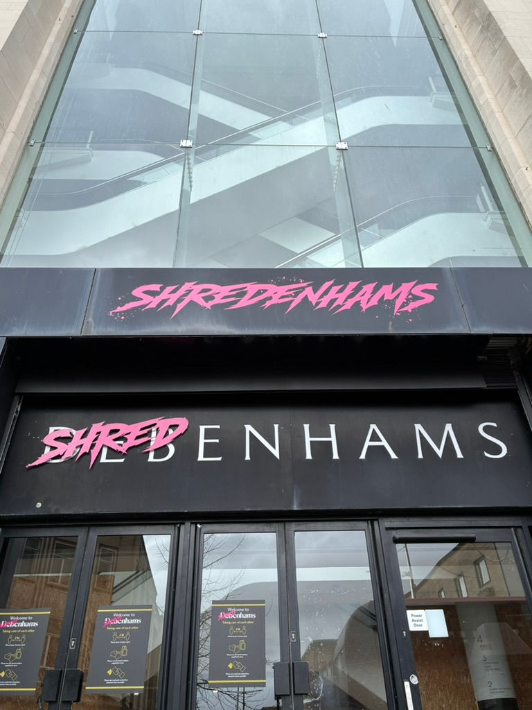Models for an empty Debenhams: Shredenhams