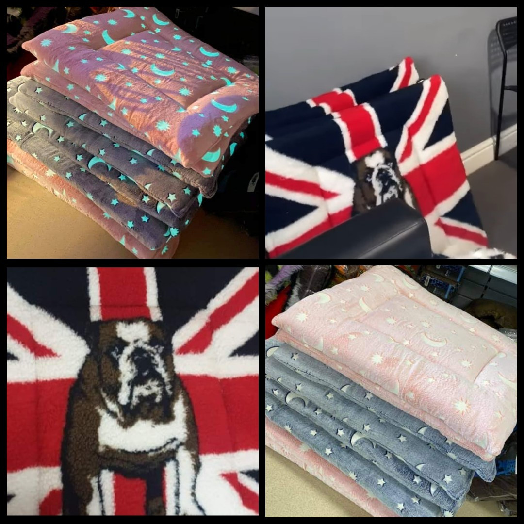 DOG BEDS