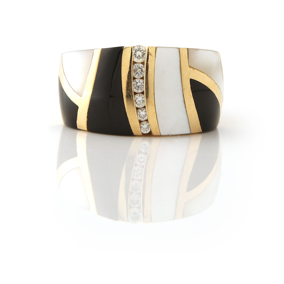 Onyx Mother of Pearl Diamond Inlay Ring 14k yellow gold