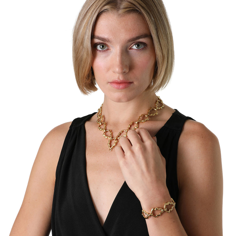 Thumbnail: David Webb Long Open Leaf Articulated Link Necklace 18k Yellow Gold