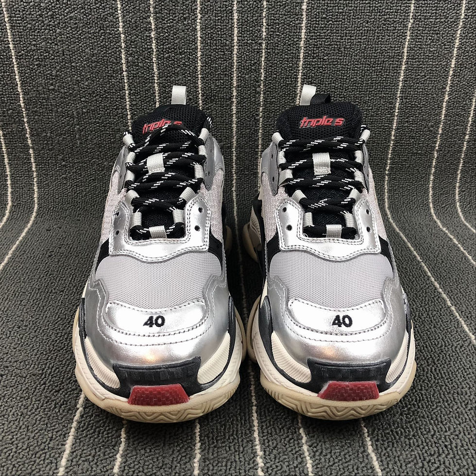 Miniatura: Balenciaga Triple S