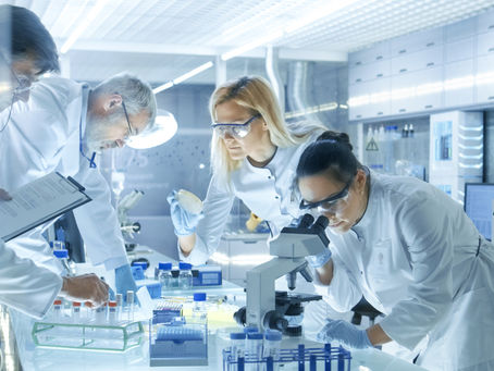 Vacunación heteróloga contra el COVID-19 podría aumentar la generación de anticuerpos.