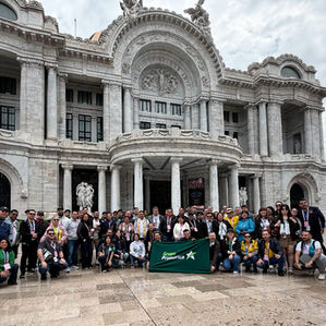 Grupo Promerica lleva a sus clientes a Dallas en el segundo vuelo privado de Experiencias Promerica para vivir la Copa Mundial de la FIFA 2026™, gracias a Visa