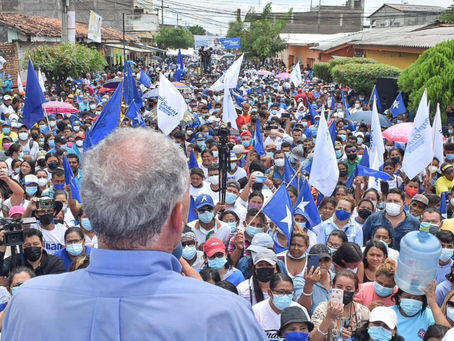 Papi en Marcovia: “Mi compromiso es con Honduras, no con ideas extrañas (comunismo)”