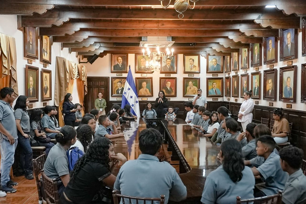 CN entrega donativo de 100.000 lempiras a escuela capitalina Fundación Amor, Fe y Esperanza
