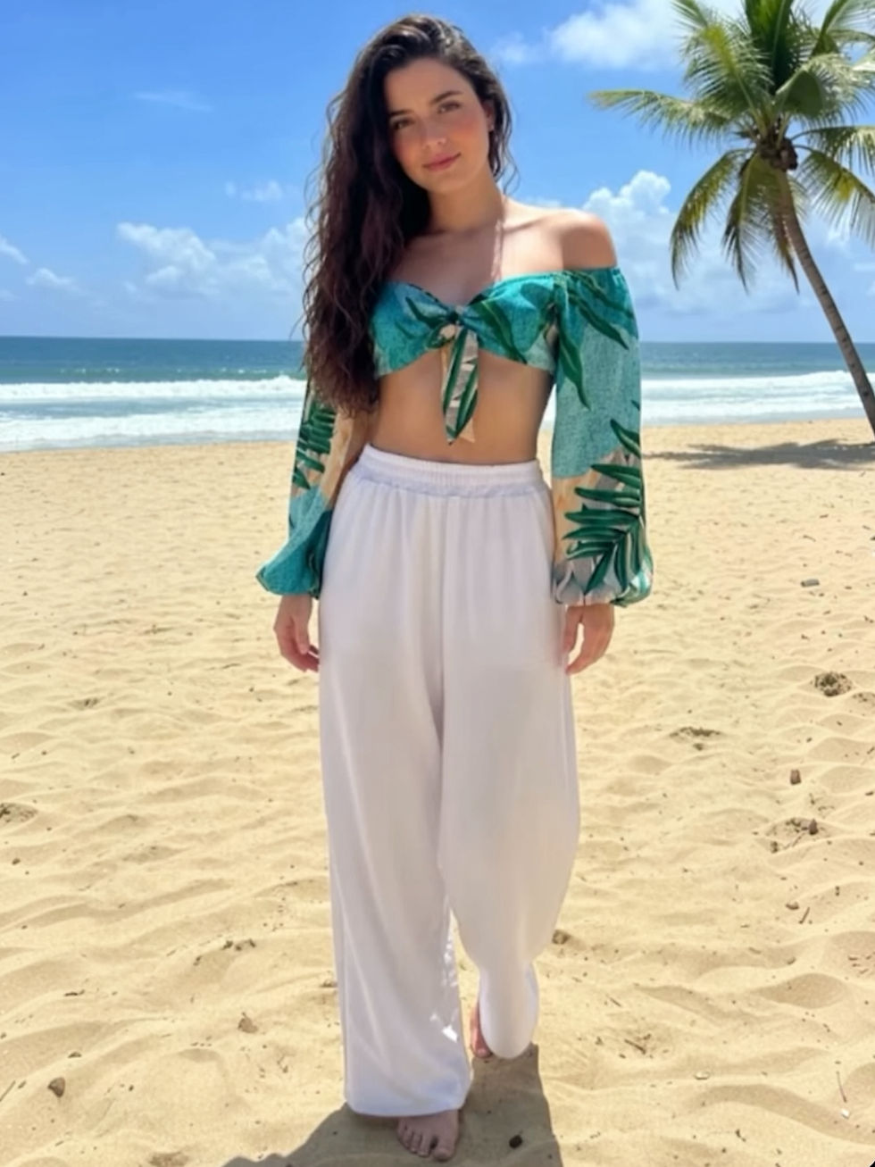 Foto da calça em modelo de frente