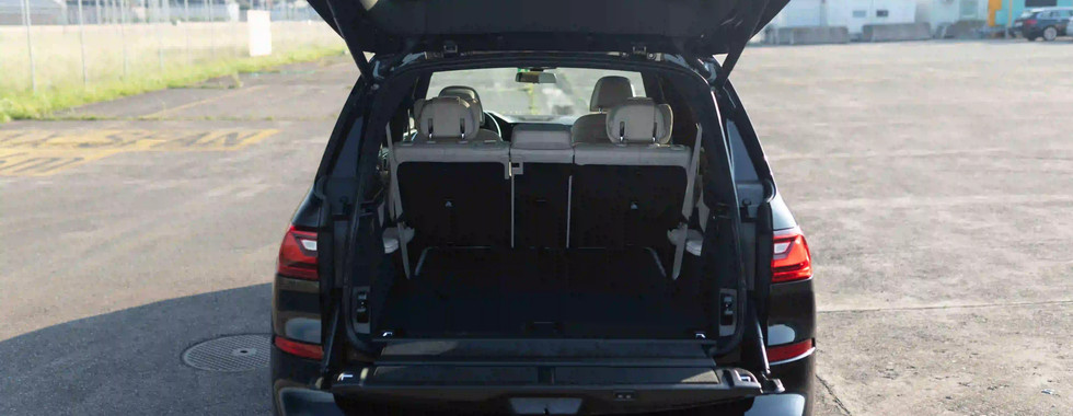 Destinata BMW X7 trunk