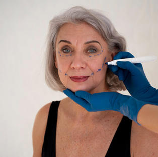 woman at the plastic surgeon