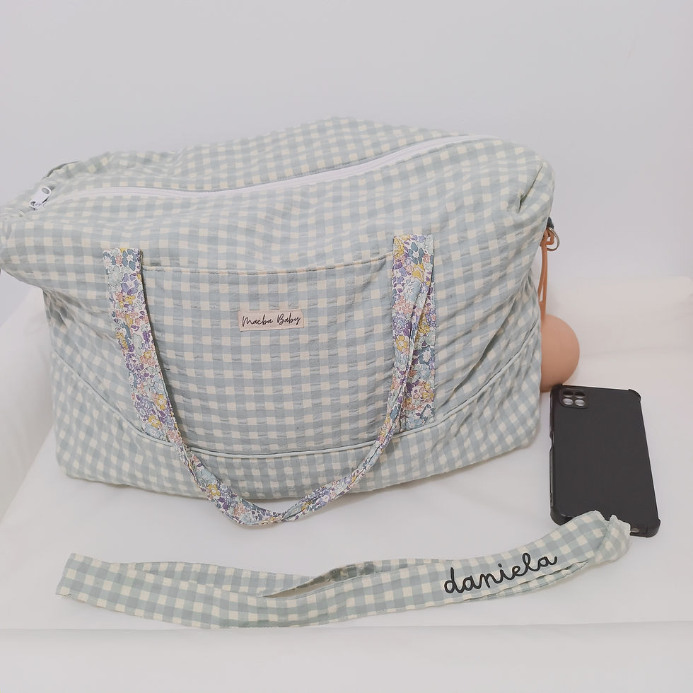 Colgador móvil nombre