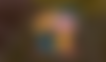 Pessoas a comunicar com vários balões de fala