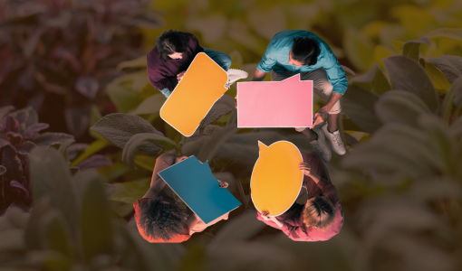 Pessoas a comunicar com vários balões de fala