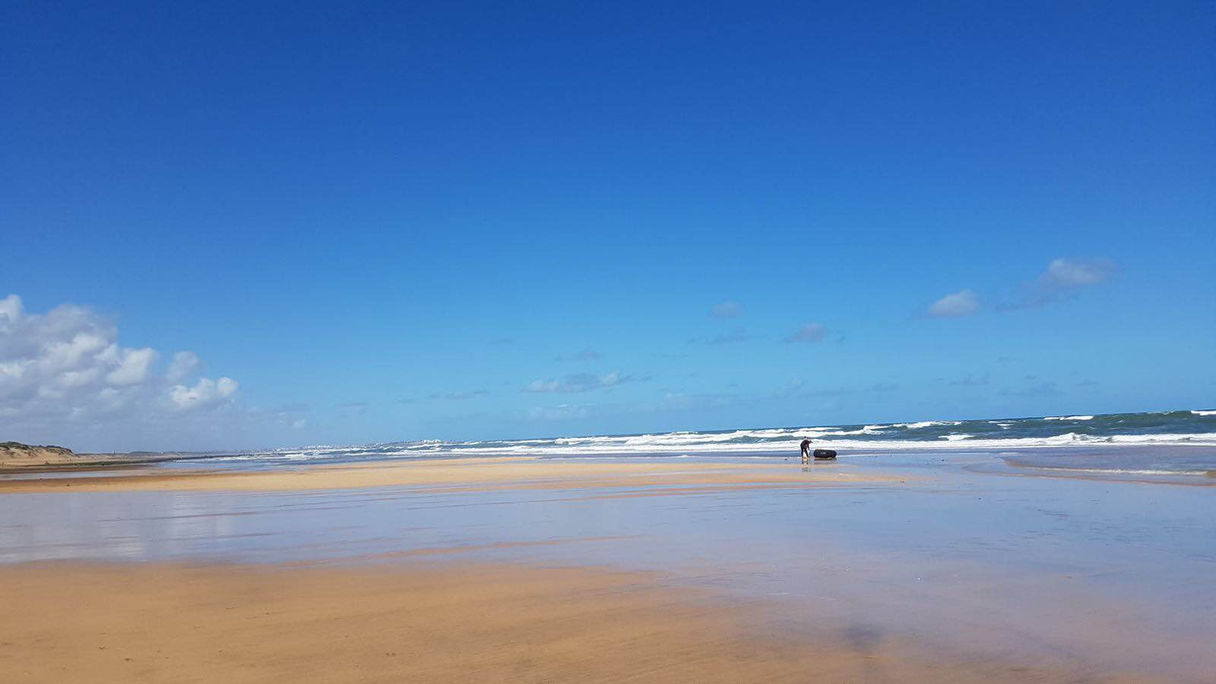 Z -  Nearby beach 2.JPG