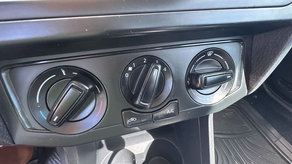 Miniatura: VW Saveiro Robust 2023