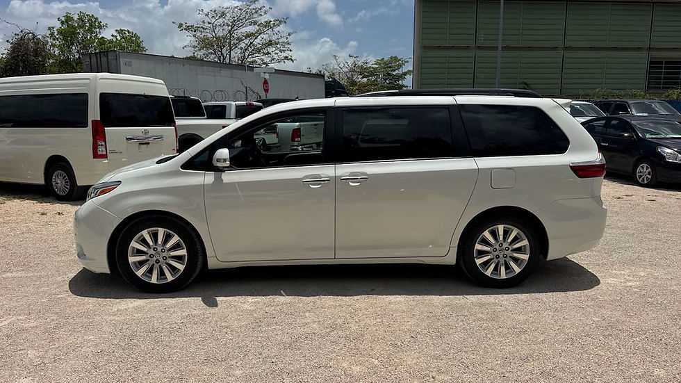 Miniatura: Toyota Sienna Limited 2015