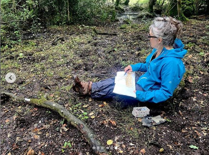 Me drawing in the New Forest - photo by James Aldridge .jpeg