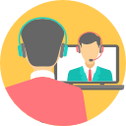 Aluno e professor em uma video chamada pelo skype