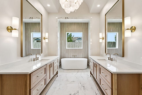 Master Bathroom.jpg