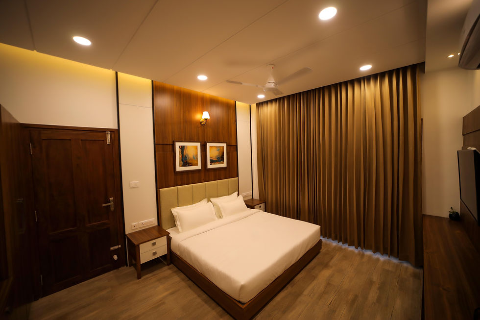 Deluxe Balcony Suite