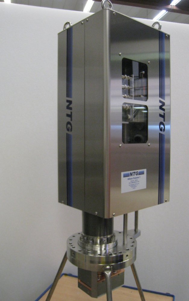 High precision linear feedthroughs