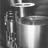 Magnetron source