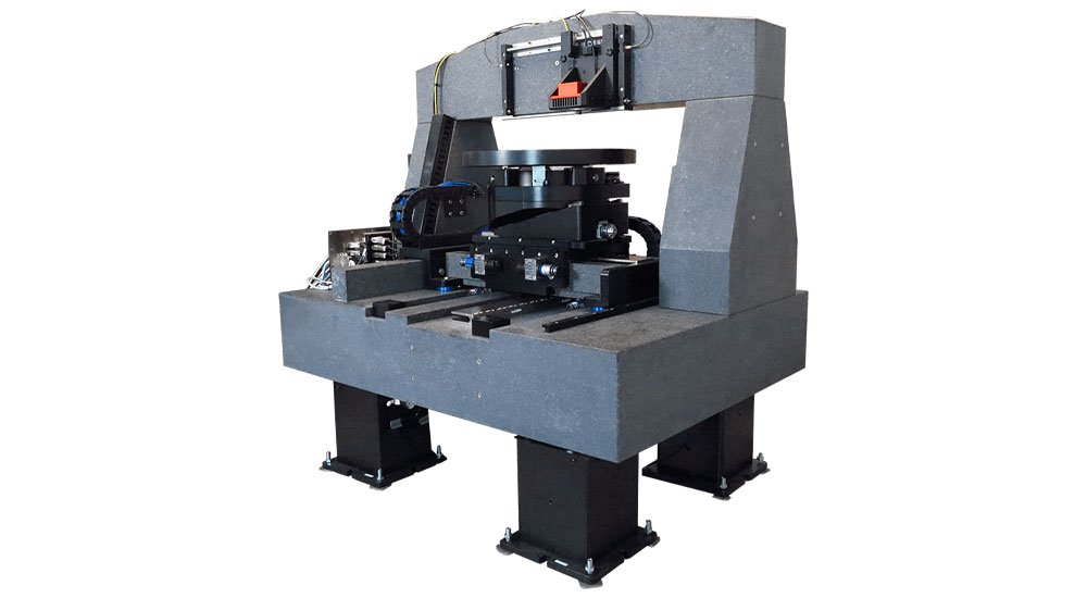 Motorized XYZΦ translation stage for extra large samples