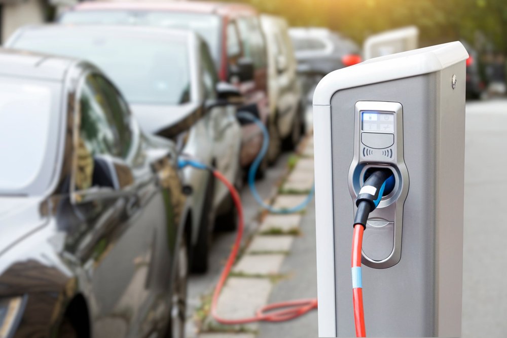 Peak NanoPlex™ Capacitor Films for DC Fast Charging