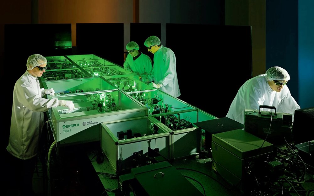 UltraFlux Custom Multi-TW kHz Tunable Femtosecond OPCPA System