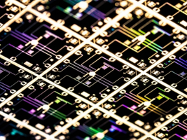 Entanglement : Chaos